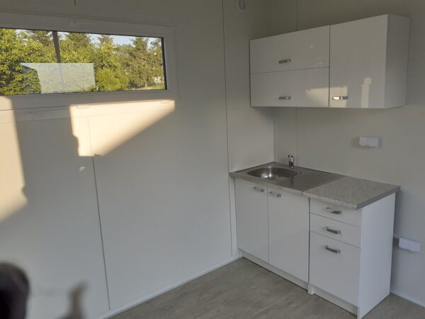 17m² Converted Living Container - Image 5