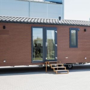 Habitable container