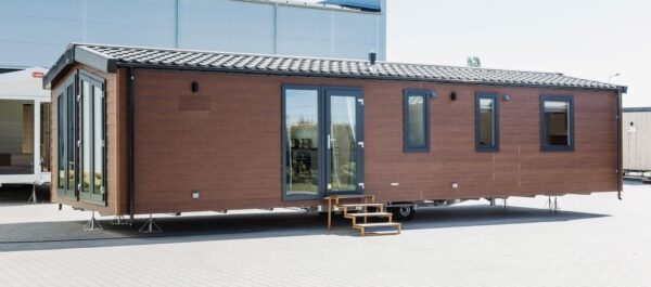 Habitable container